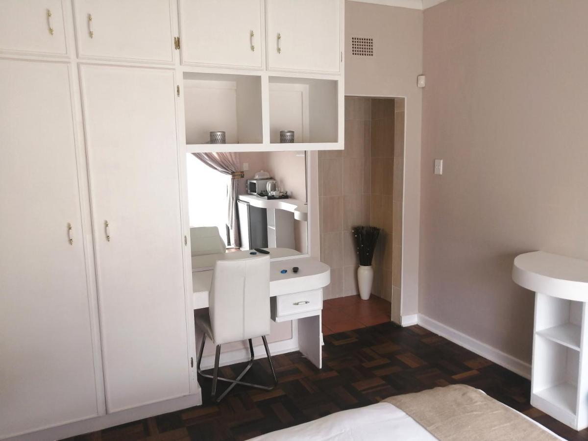 Easy Inn Guesthouse 벨콤 외부 사진